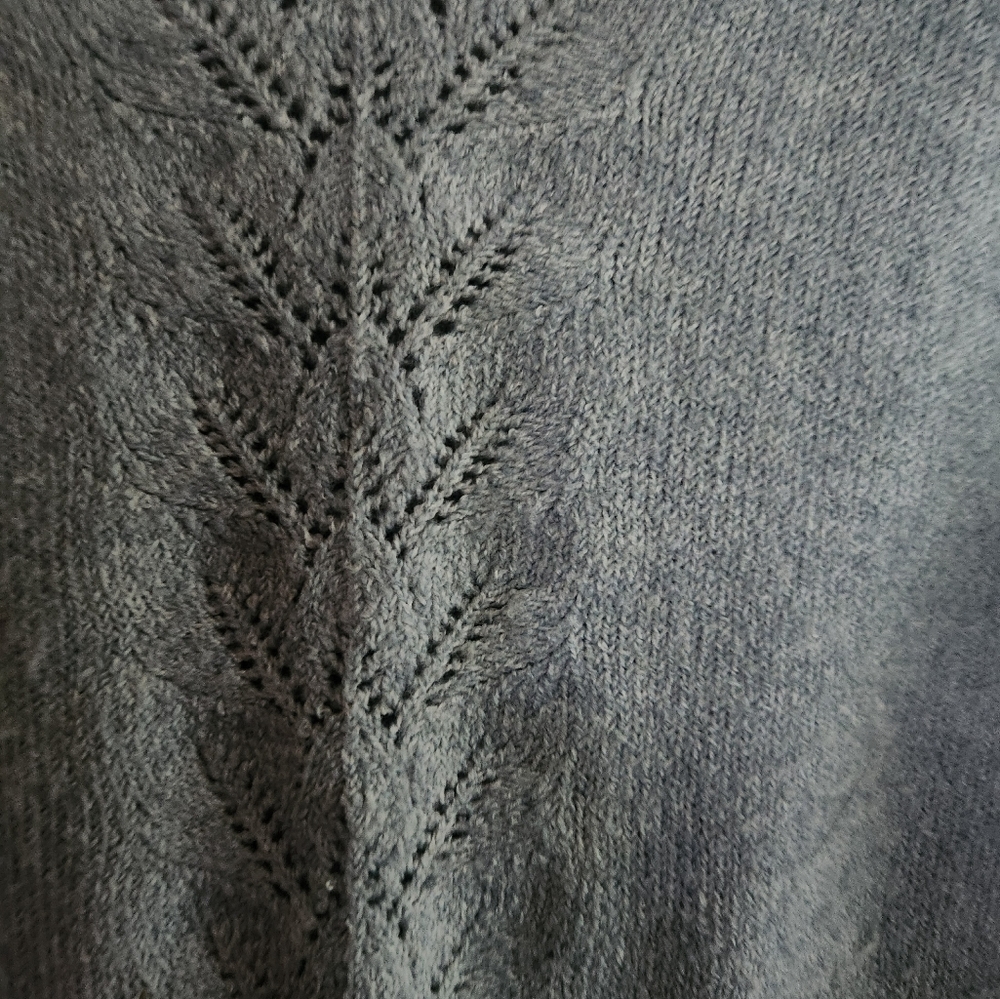 LC Lauren Conrad Blue V-Neck Sweater - Picture 7 of 9